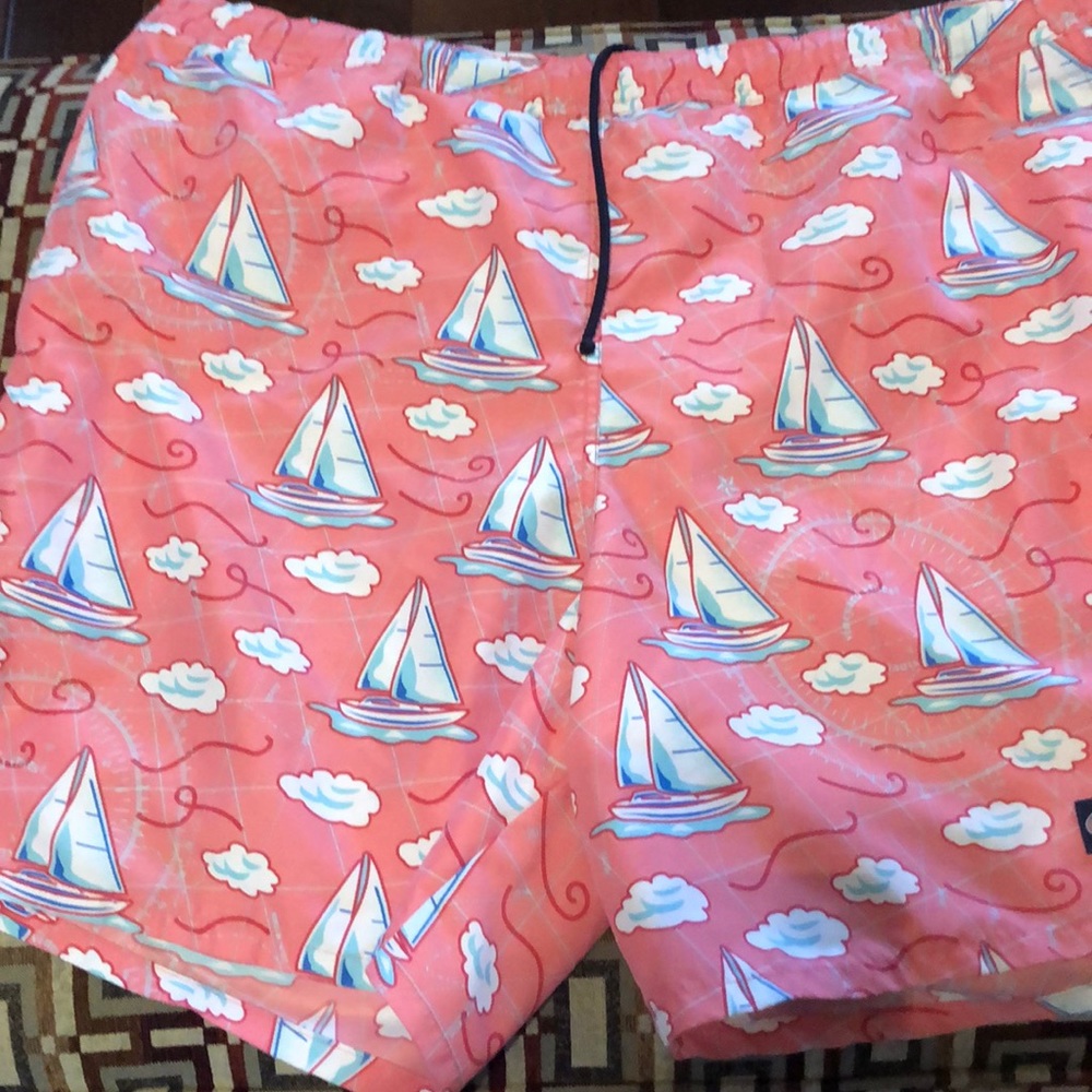 Vineyard vines swim trunks
